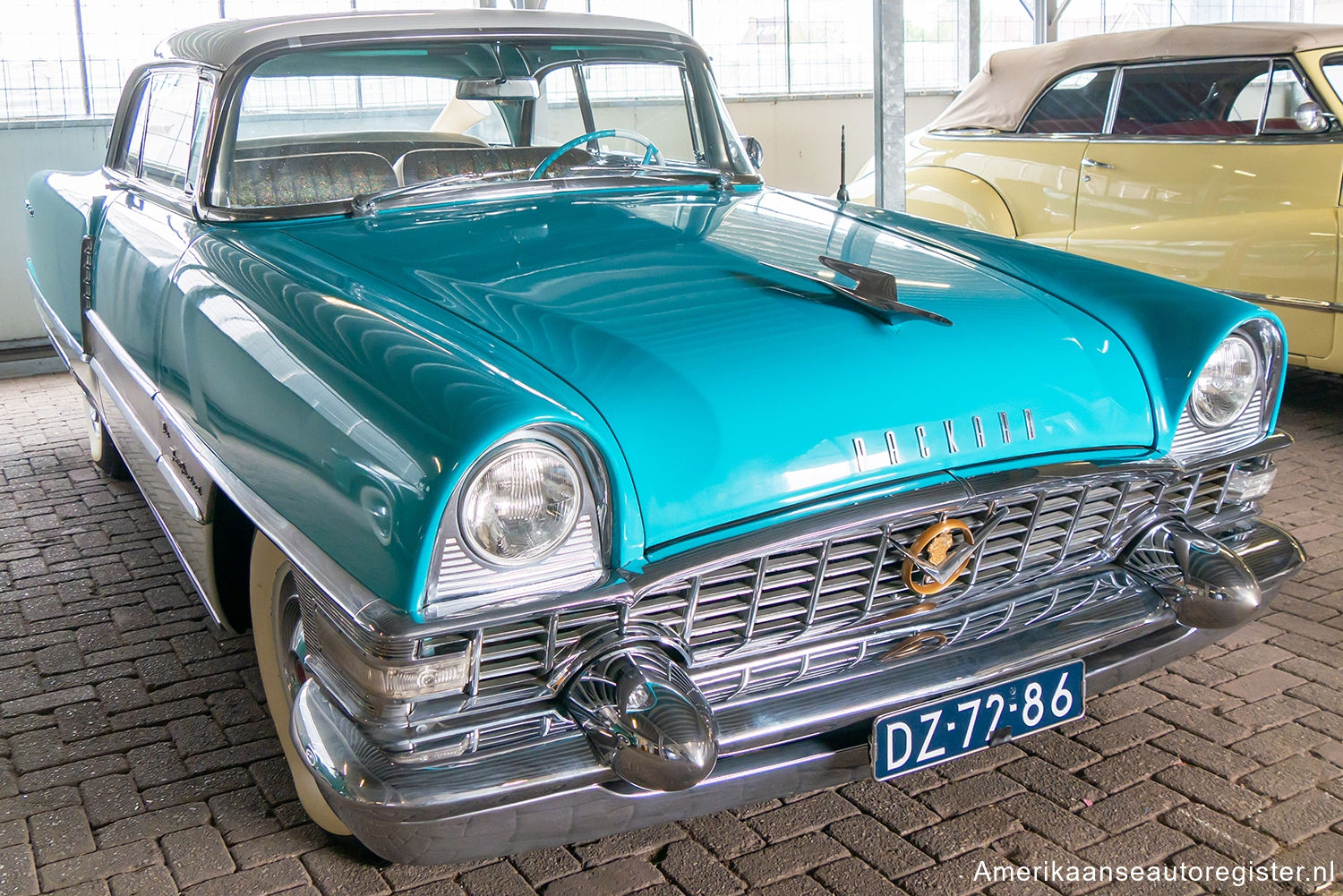 Packard Four Hundred uit 1955